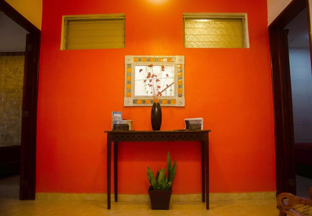 كامبيش Hotel Villa Angeles المظهر الخارجي الصورة