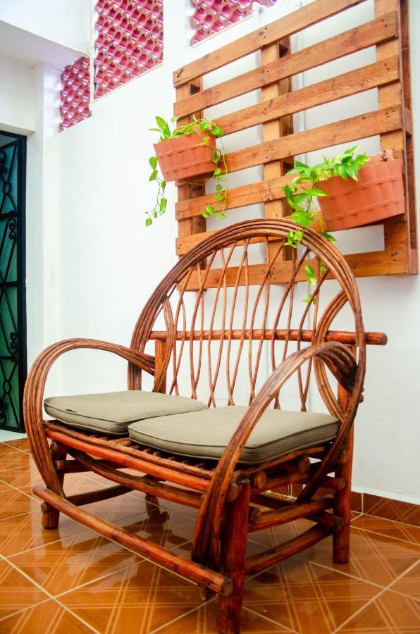 كامبيش Hotel Villa Angeles المظهر الخارجي الصورة