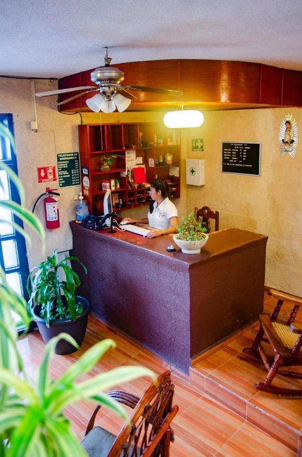 كامبيش Hotel Villa Angeles المظهر الخارجي الصورة