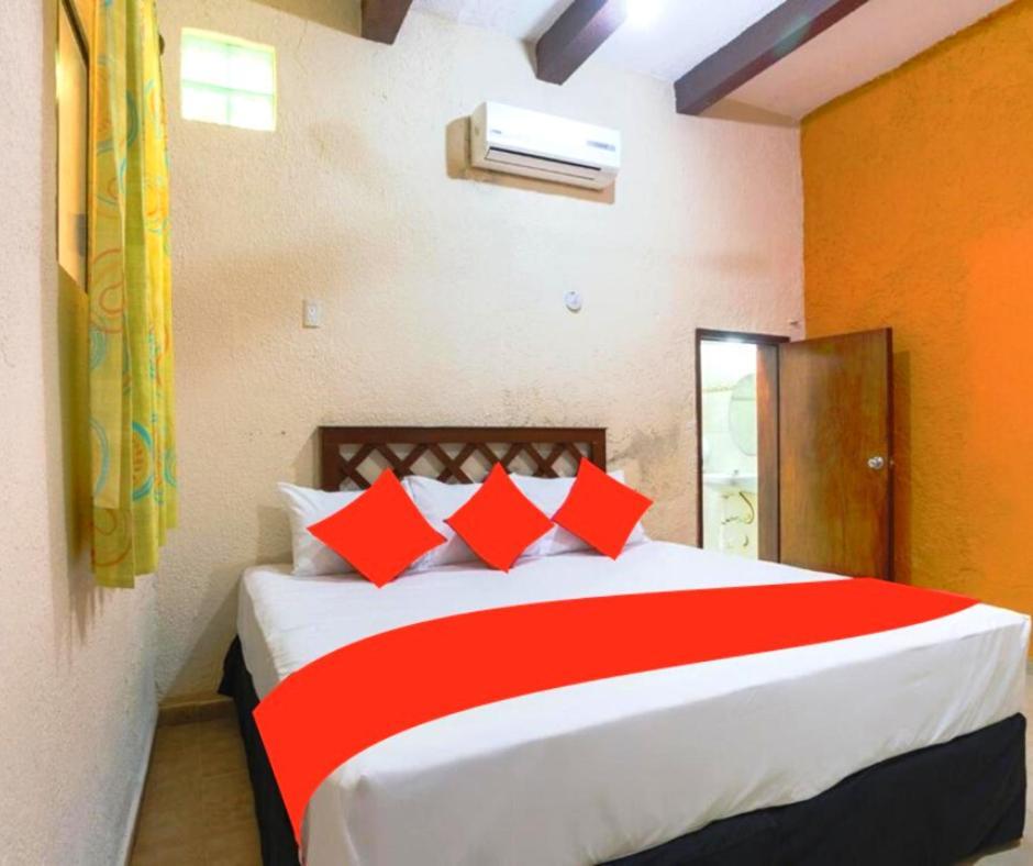 كامبيش Hotel Villa Angeles المظهر الخارجي الصورة